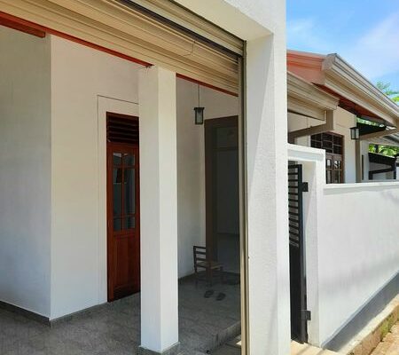 Brand new modern house for sale in Kesbawa, Batuwandara.