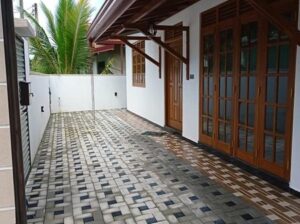 House for sale in Piliyandala