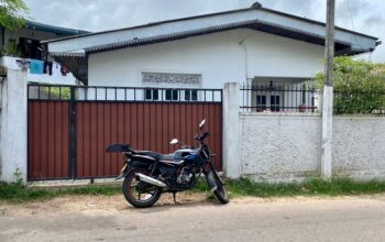 House for Sale in Waththala
