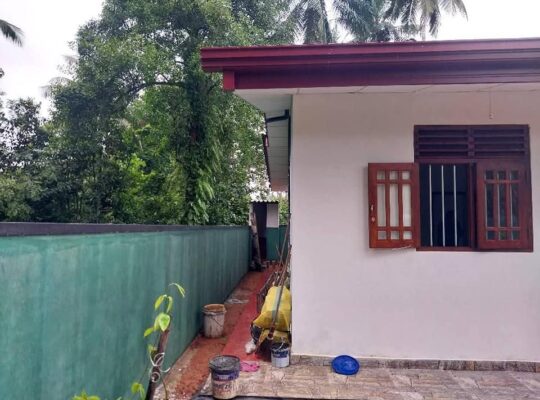 House for sale in Yakkala
