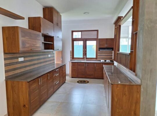 House For Sale at Thalawathugoda