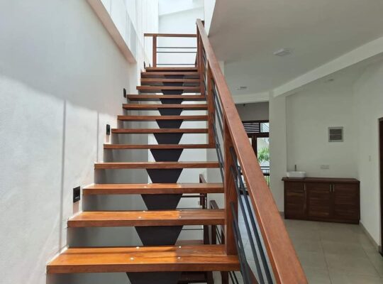 House For Sale at Thalawathugoda