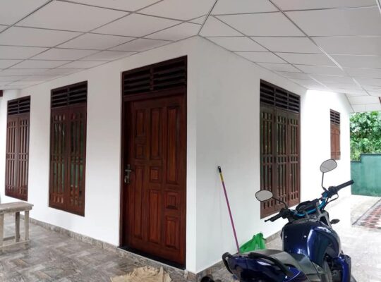 House for sale in Yakkala