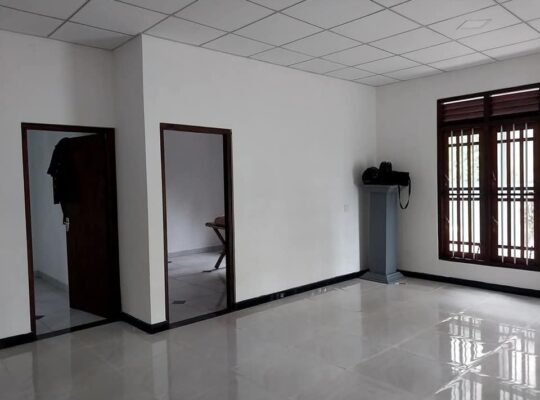 House for sale in Yakkala
