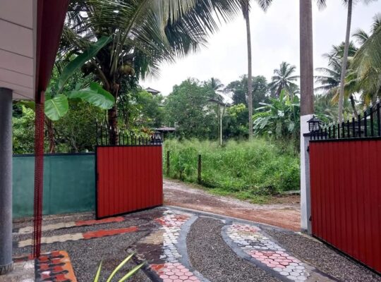 House for sale in Yakkala