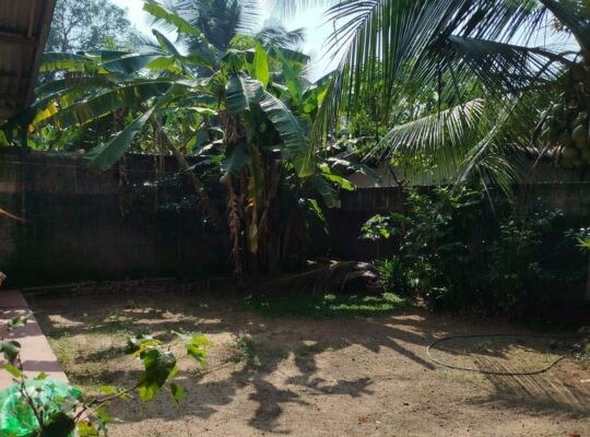 House for sale in Weliweriya