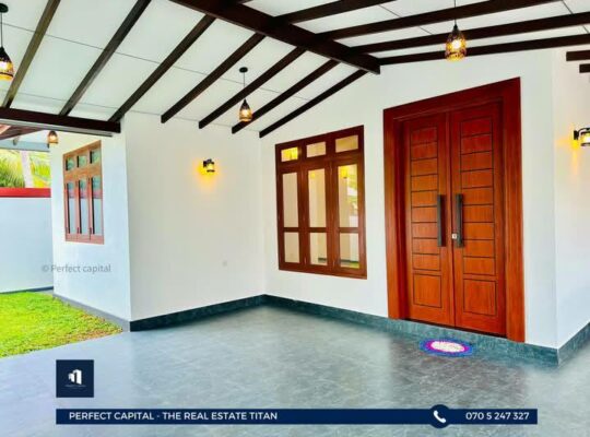 House for sale in Kaduwela