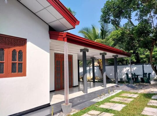 House for sale in Kalagedihena