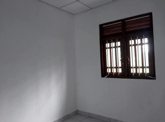 House for sale in Yakkala