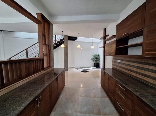 House For Sale at Thalawathugoda