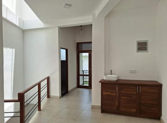 House For Sale at Thalawathugoda