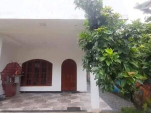 House for sale in Kaluthara