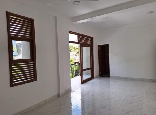 House For Sale at Thalawathugoda