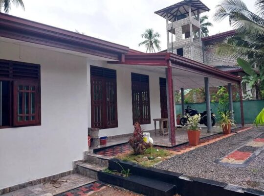 House for sale in Yakkala