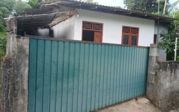 House for sale in Athurugiriya