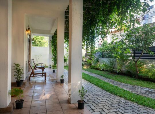 Super luxury house for sale in Battaramulla