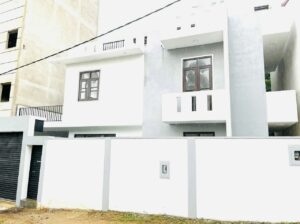 House for sale in Pitipana