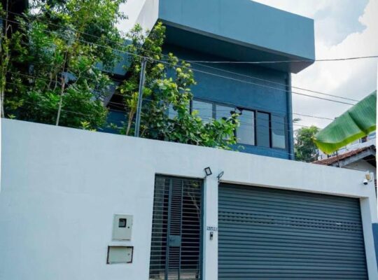 Two Stories Modern Luxury House for Sale in Rajagiriya