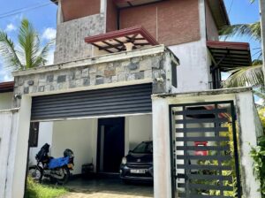 Luxury House for sale in Kathuduwa