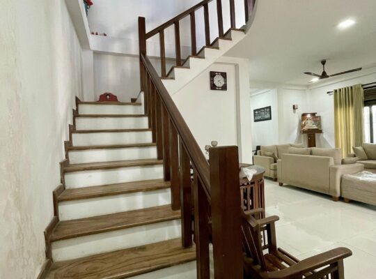 Luxury House for sale in Kathuduwa