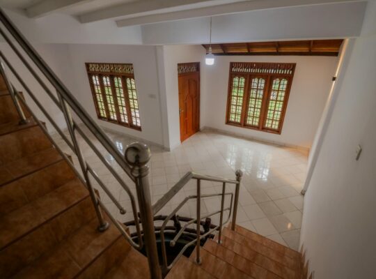 Mordern House for sale in Gampaha Bemulla