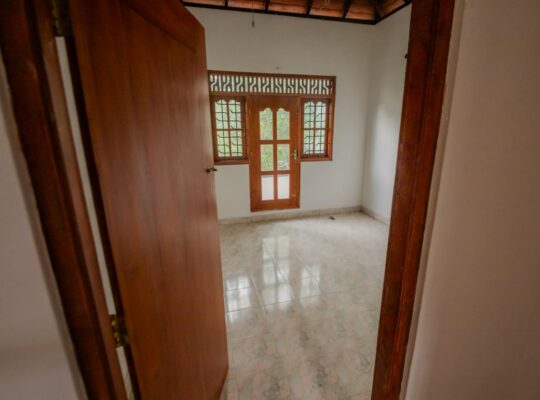 Mordern House for sale in Gampaha Bemulla
