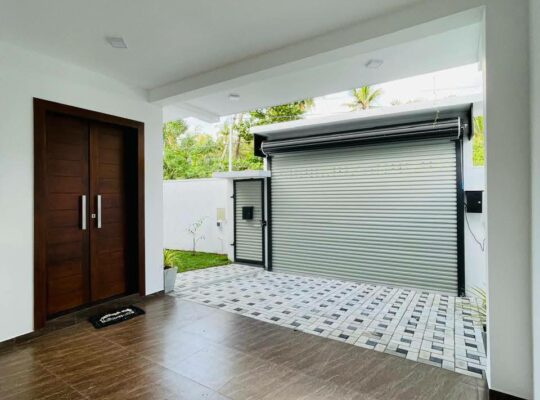 Single story house for sale Athurugiriya