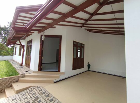 House for sale in Kesbewa