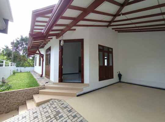 House for sale in Kesbewa